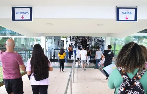 Aumento das mensalidades pode deixar jovens fora da faculdade