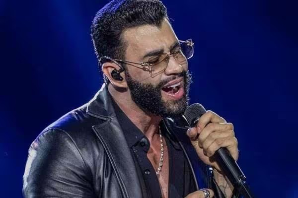 Gusttavo Lima realiza show com falta de público e proíbe transmissão