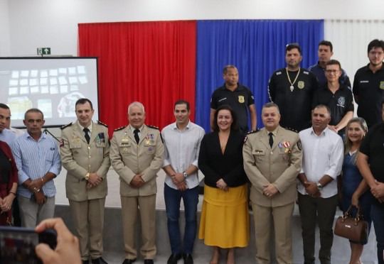 Deputado Gabriel Nunes prestigia troca de comando do 5° Batalhão em Euclides da Cunha