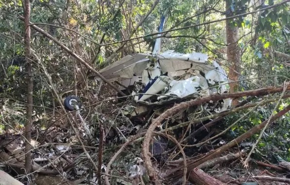Pai e filho morrem após queda de avião na divisa de Rondônia com Mato Grosso