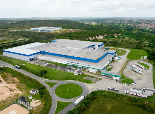 Cidade baiana receberá parte de R$ 25 milhões investidos por multinacional em Educação; entenda