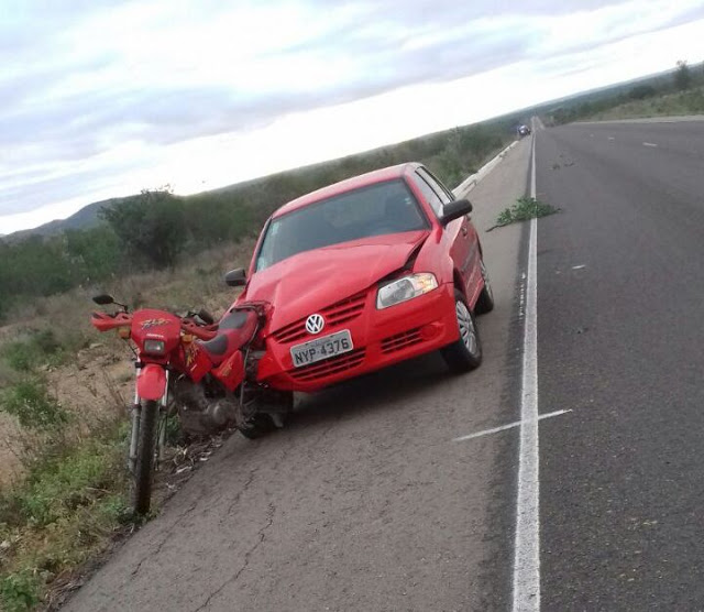 ACIDENTE NA BR-235, ENTRE UAUÁ E BENDEGÓ, DEIXA UMA VÍTIMA FATAL