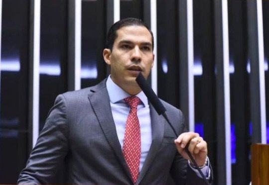 Deputado Gabriel Nunes (PSD) Celebra Aprovação do PL 1016 e Reforça Compromisso com o Municipalismo