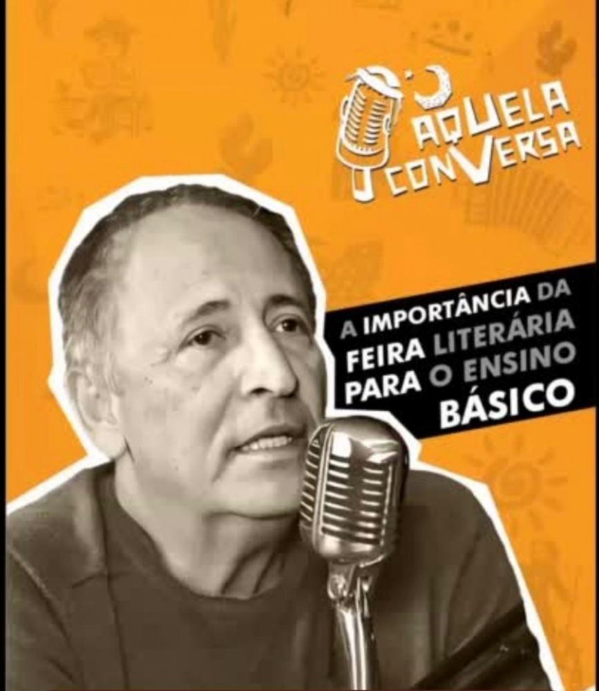 O professor Luiz Paulo destaca a importância da FLICAN para o ensino básico em Canudos