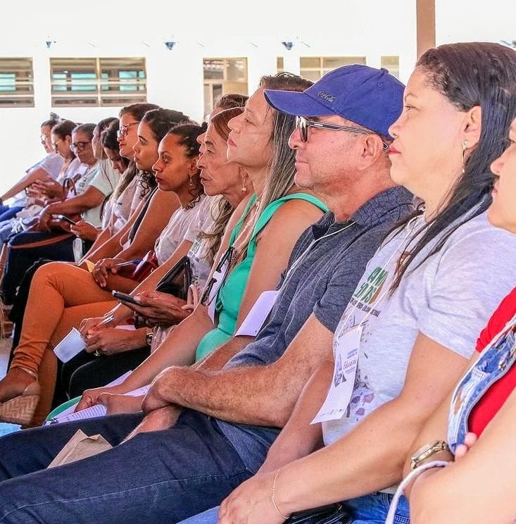 Conferência Municipal de Educação Reúne Profissionais e Estudantes em Canudos-Ba