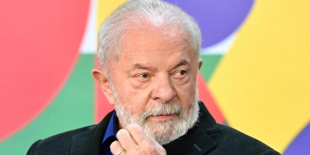 Lula prevê crescimento do PIB em 2024 devido a menos feriados prolongados