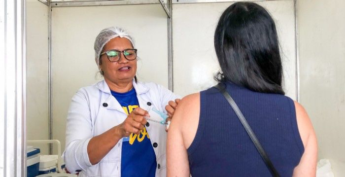 Vacina contra gripe influenza segue disponível em todos os postos de saúde