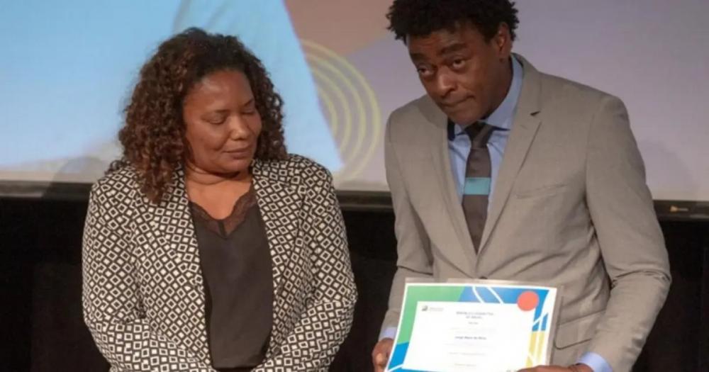 Seu Jorge recebe título de embaixador da Cultura no Brasil