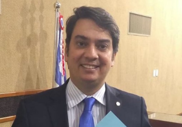 Deputado pede que governo instale comitê de crise para enfrentamento à seca na Bahia