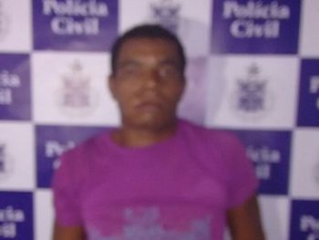 Homem fere duas pessoas com golpes de faca em Novo Triunfo- BA