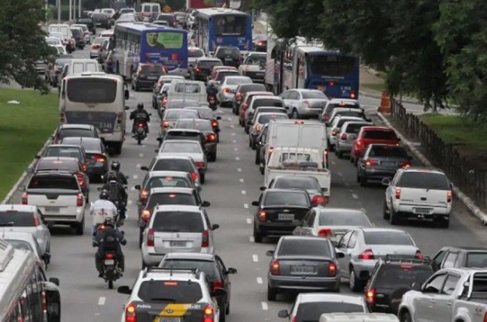 Medida Provisória cria o Programa Mover para descarbonizar veículos brasileiros
