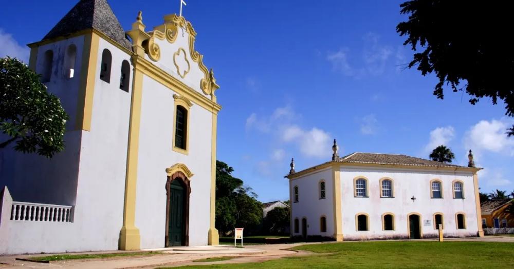 Queridinha das celebridades, Porto Seguro deve movimentar R$ 1 bilhão durante o verão