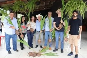 Projeto voltado à agricultura familiar, apoiado pela deputada Rosangela Donadon, beneficia 320 famílias e recebe elogios de produtores rurais