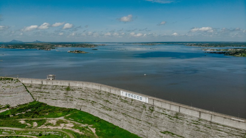 Liberação das águas da Transposição do Rio São Francisco ao Ceará é suspensa até abril.