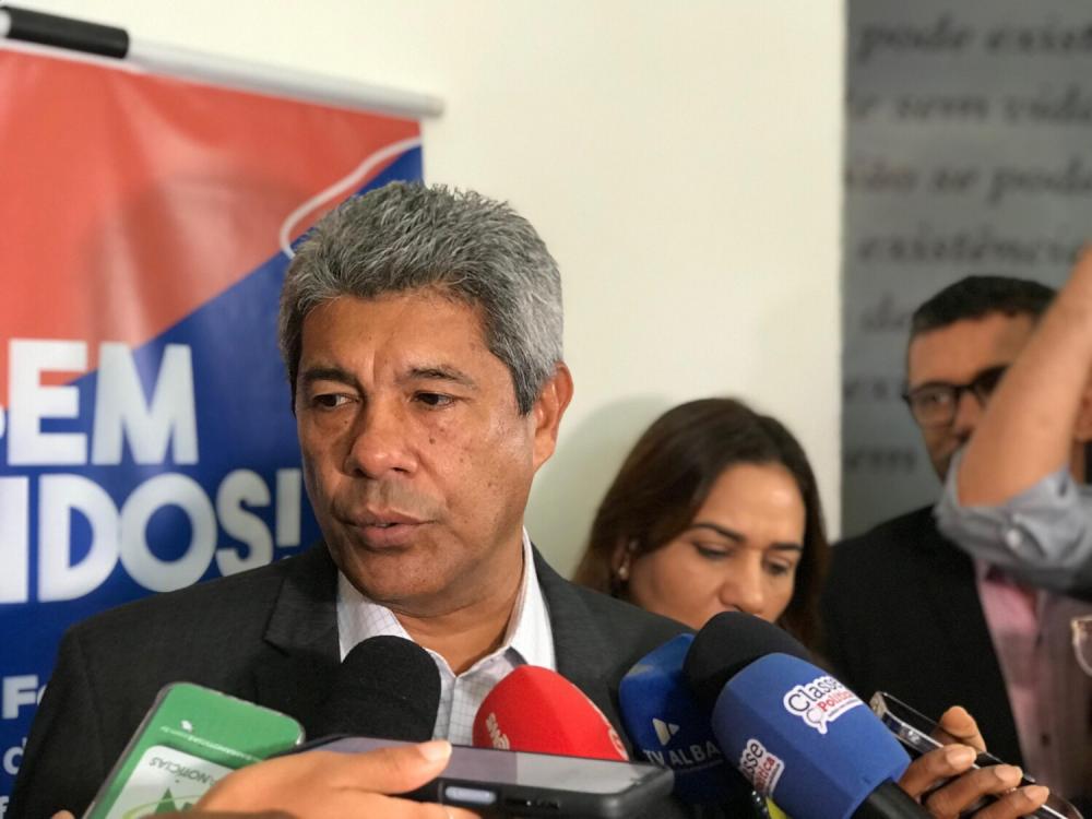 Testes de câmeras corporais em uniformes da PM-BA seguem em andamento, informa Jerônimo Rodrigues