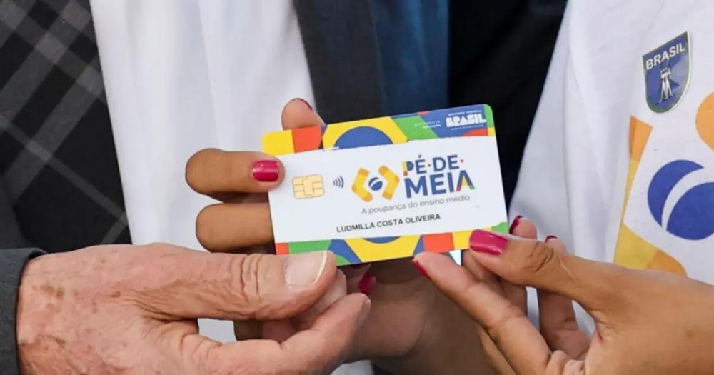 Pagamento da 1ª parcela do Pé-de-Meia começa nesta terça-feira; confira calendário