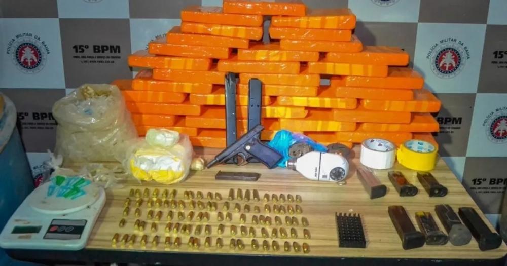 PM apreende quase 40 kg de drogas em ação no Sul baiano