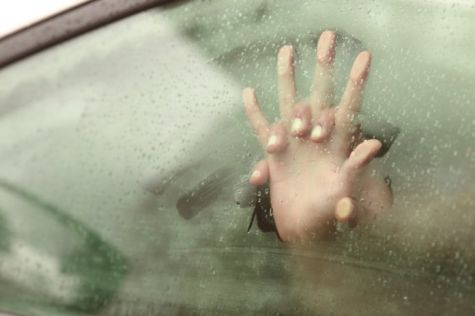 Casal morre fazendo sexo dentro de carro