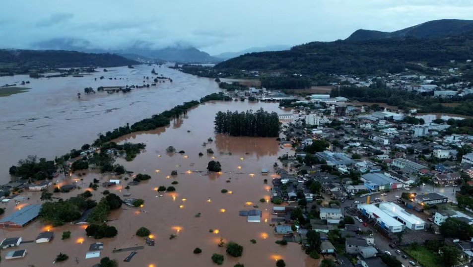 Impacto das chuvas no Rio Grande do Sul pode elevar preços do arroz no Brasil