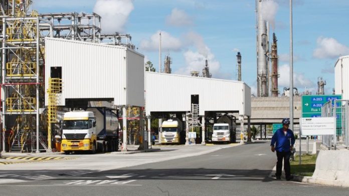 Produção industrial baiana registrou aumento de 0,5% em março e de 3,3% no primeiro trimestre do ano
