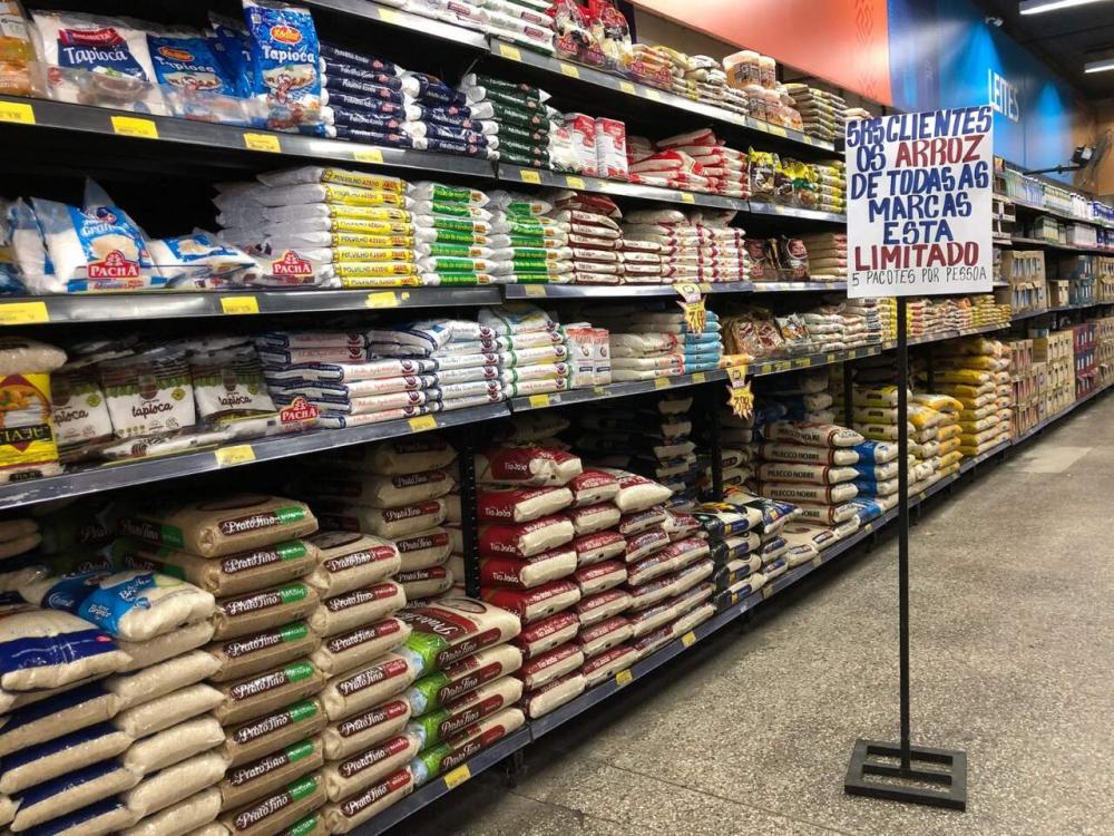 Medida provisória determina preço máximo de R$ 20 por pacote de arroz importado