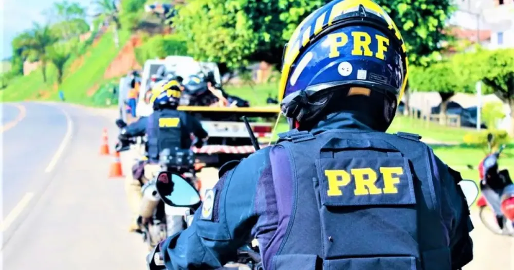 Acidentes como motos são quase a metade de ocorrências na BR-324, afirma PRF na Bahia
