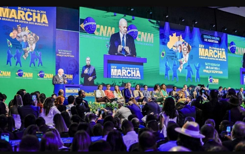 Prefeito Jilson Cardoso participou da XXV Marcha em Defesa dos Municípios