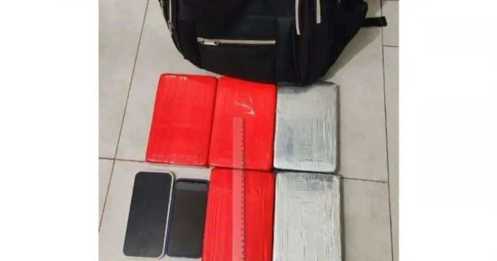 PM apreende 5kg de cocaína em trecho de rodovia federal no oeste da Bahia