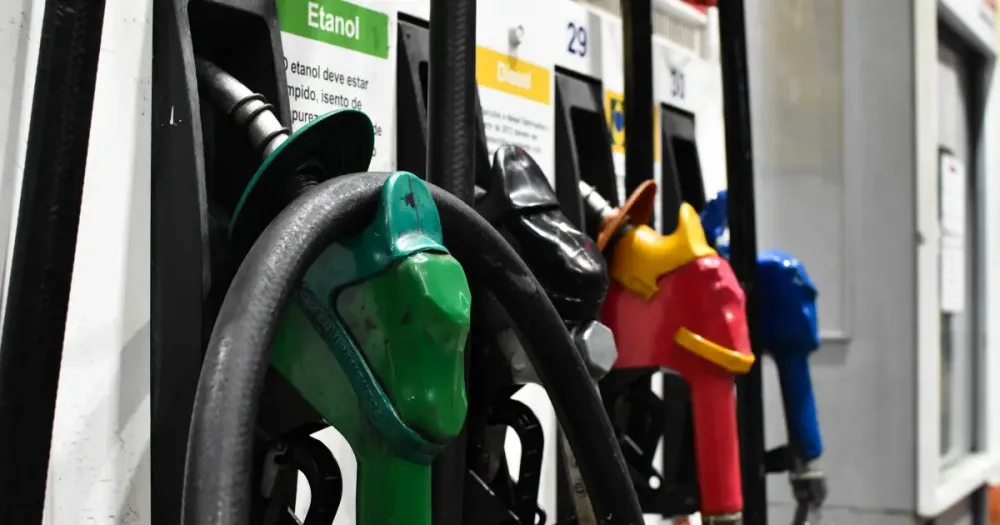 Gasolina tem redução de 4% a partir desta sexta-feira em toda a Bahia