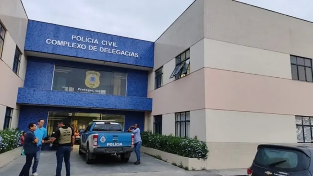 Polícia prende mulher acusada de estelionato contra idosos em dois estados