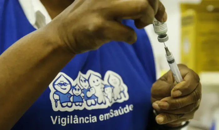 SAÚDESábado é Dia D de vacinação contra pólio para menores de 5 anos