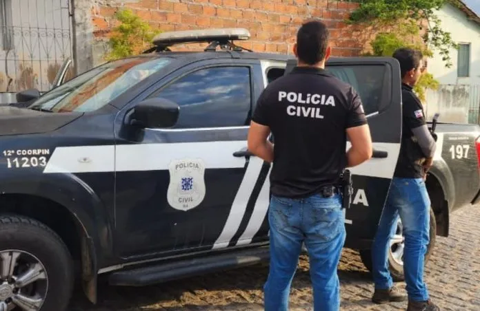 Professor e pastor é preso por alici4r alunas em escola na Bahia