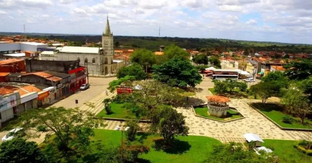 Emendas Pix: Coração de Maria lidera repasses de parlamentares baianos; valor chega a R$ 760 por habitante