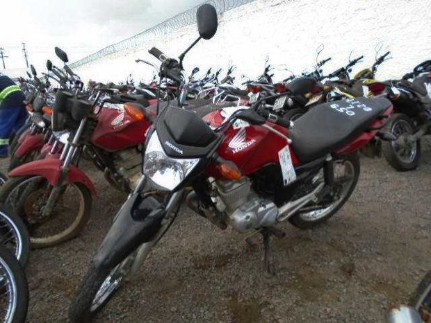 Detran vai leiloar veículos com lances de até R$ 50 em Salvador e Feira
