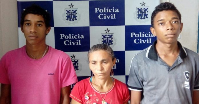 Mãe é presa por fazer “festas” em casa para que filhas de 12 e 13 anos fossem estupradas no interior da Bahia