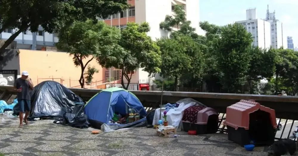 Bahia é o 2º estado do Brasil com maior número de domicílios improvisados com 13.654 pessoas