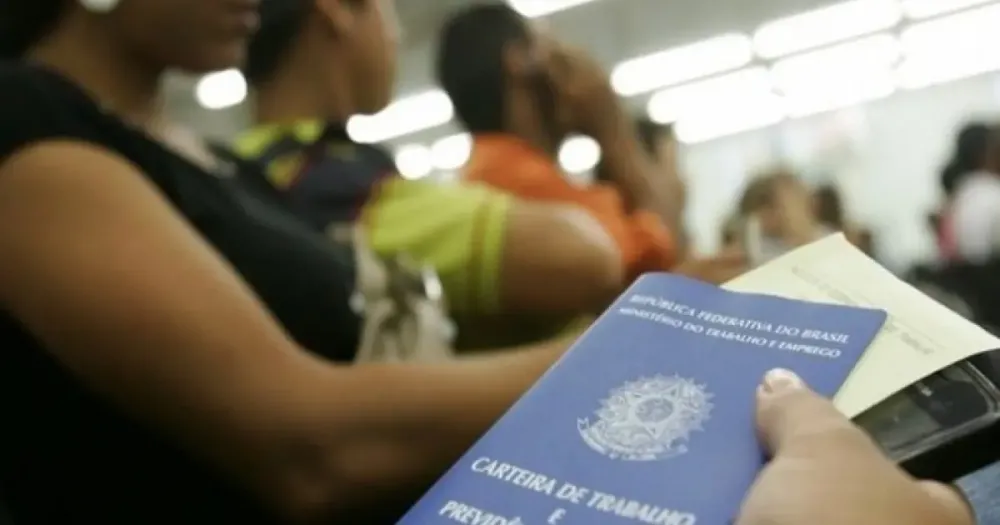 Mulheres ganham 19,7% a menos que homens na Bahia, revela Ministério do Trabalho