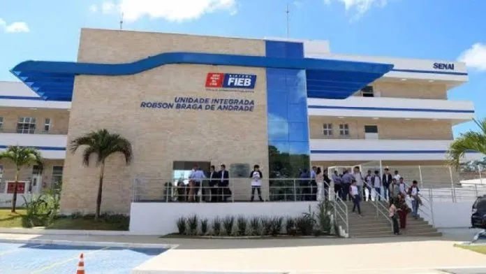 Escolas do Sesi ofertam 375 bolsas para ensino médio em Barreiras, Feira de Santana, Salvador, Vitória da Conquista e mais seis cidades