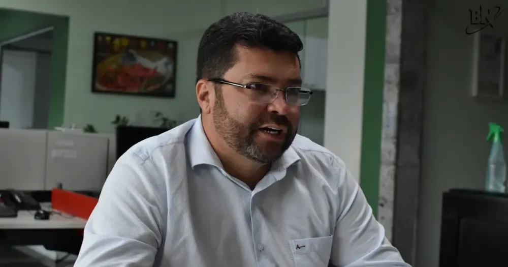 Após operação, Marcinho Oliveira nega relação com contratos na Educação e diz que tempo “trará verdade”