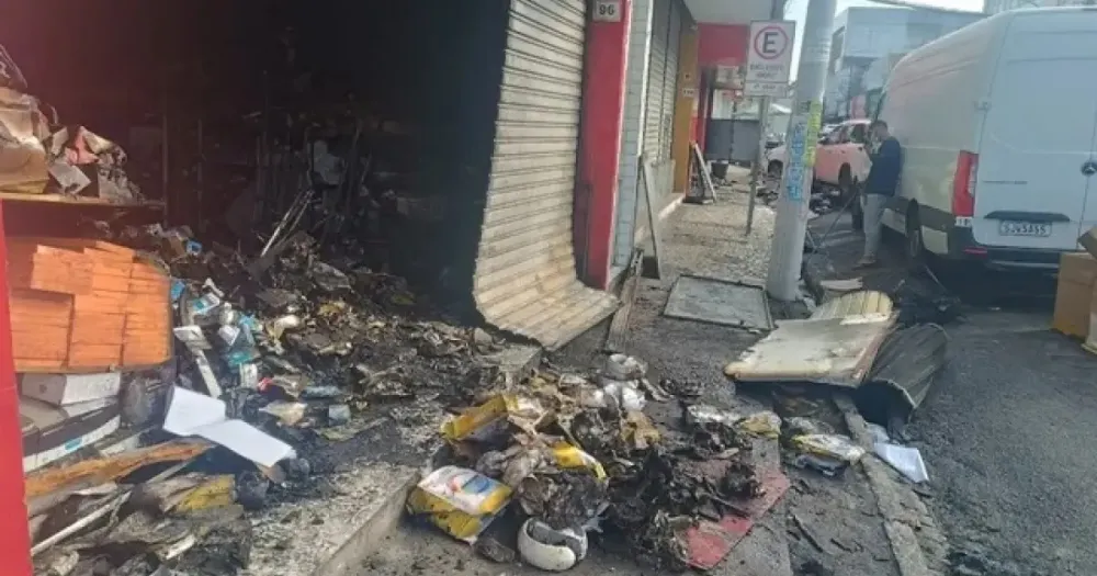 Prisão temporária de suposto mandante de incêndios criminosos em Feira de Santana é mantida após audiência de custódia