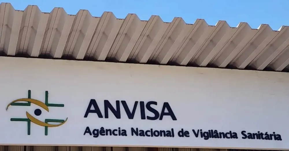 Anvisa proíbe câmaras de bronzeamento artificial no Brasil