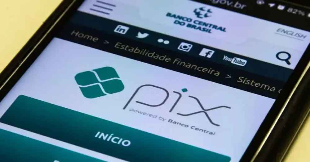 Pix tem maior queda no volume de transferências desde sua criação