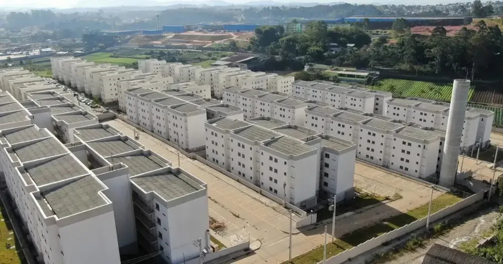 Em 16 anos, Minha Casa Minha Vida movimentou quase R$ 40 bi na Bahia e estado lidera obras inacabadas