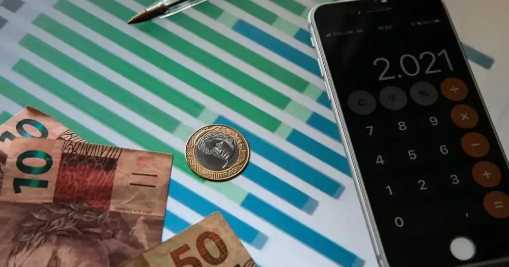 Inflação perde força em janeiro e taxa em 12 meses diminui para 4,56%