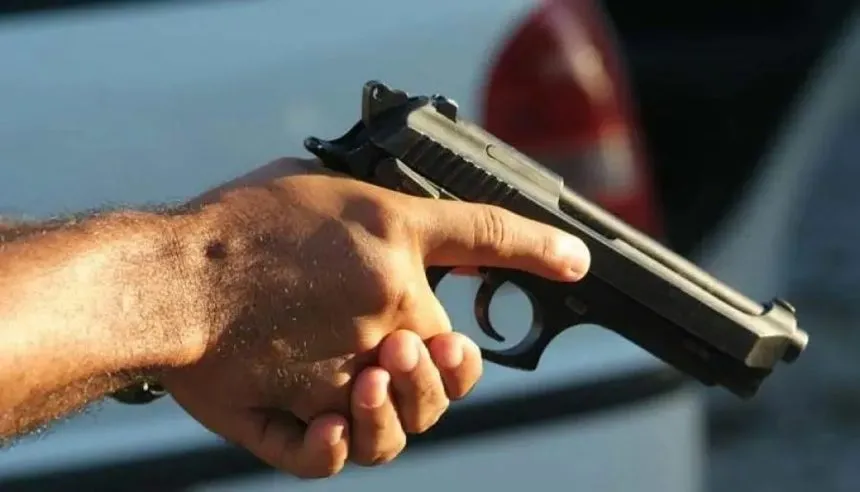 Homem é baleado e tem R$ 15 mil roubados durante assalto na zona rural de Chorrochó, BA