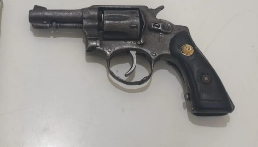 Homem é preso em flagrante e arma de fogo é apreendida pela PM em Uauá