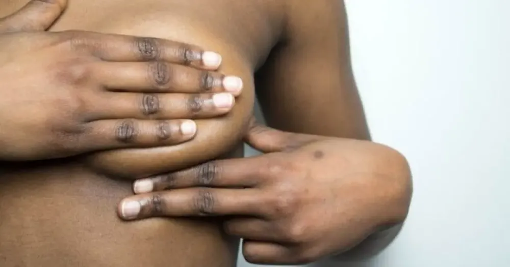 Discriminação racial e estresse crônico agravam câncer de mama em mulheres negras, diz estudo