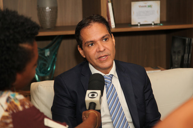 Perspectiva dos municípios é cortar gastos e fazer demissões, diz presidente da UPB