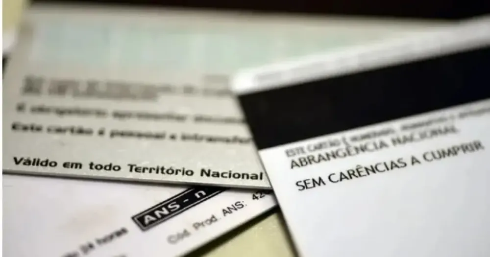 Queixas contra planos de saúde aumentam 30% na Bahia e cobertura para autistas entra na lista de mais afetadas
