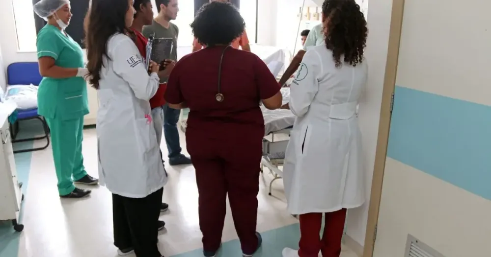 Bahia tem 2,07 médicos por 1.000 habitantes; veja especialidades com mais profissionais em atuação